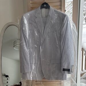 Jos. A Banks Men’s Seersucker Suit NWT 44L 39 W 100% Cotton